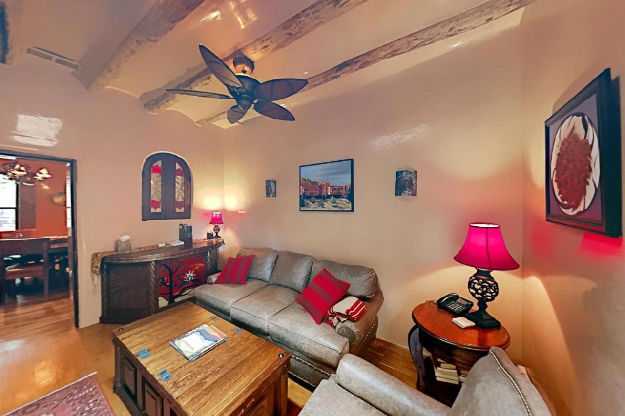 Antigua Inn (Adults Only) サンタフェ エクステリア 写真