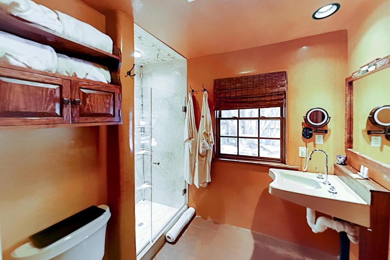 Antigua Inn (Adults Only) サンタフェ エクステリア 写真