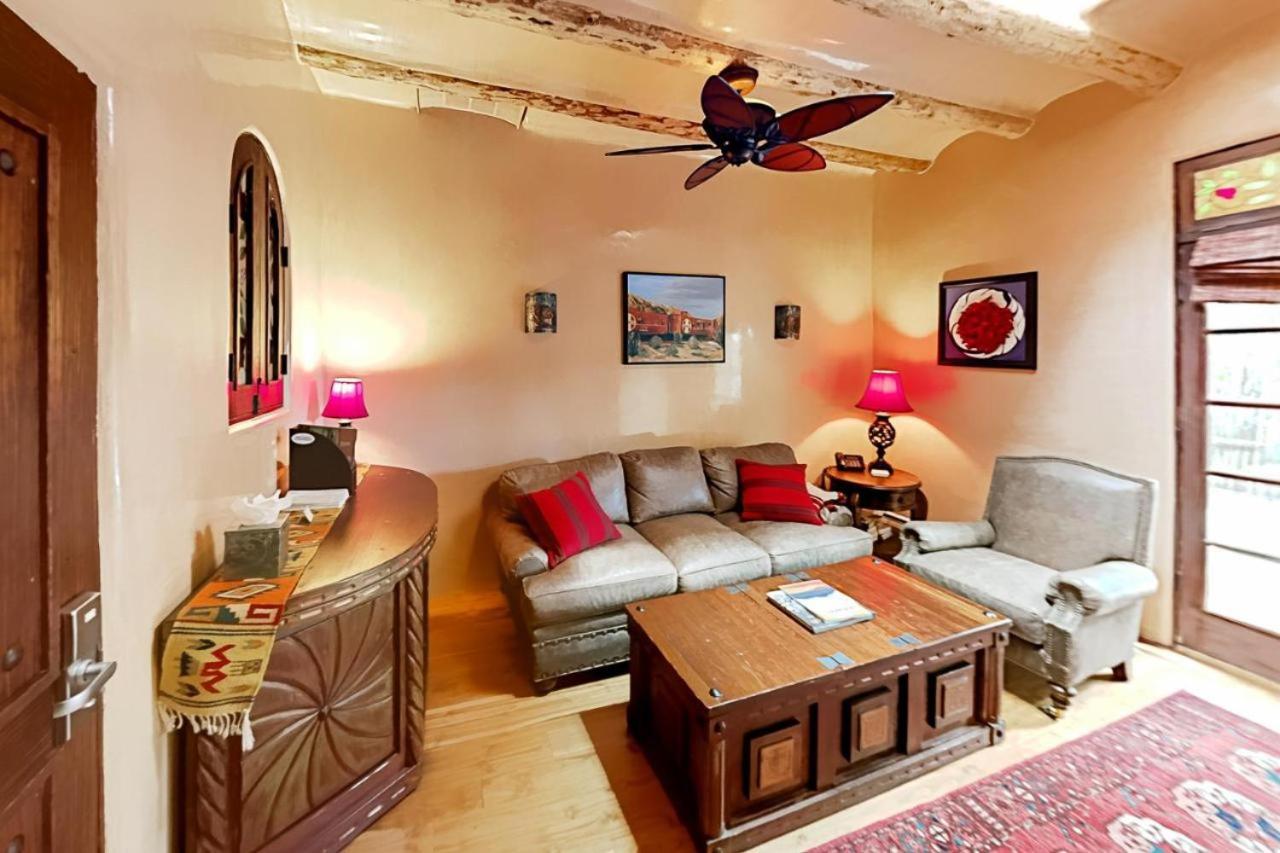Antigua Inn (Adults Only) サンタフェ エクステリア 写真